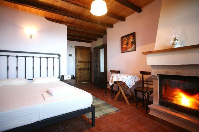 To Xani Hotel Palaios Panteleimonas Exterior photo
