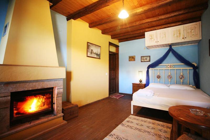 To Xani Hotel Palaios Panteleimonas Room photo